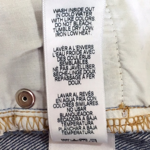 Good American High Waisted Distressed Boyfriend Jean Shorts Size 10-30 - Picture 5 of 6